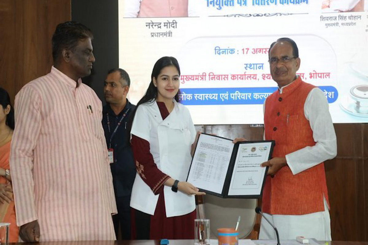 Madhya Pradesh CM Chouhan distributes appointment letters to doctors