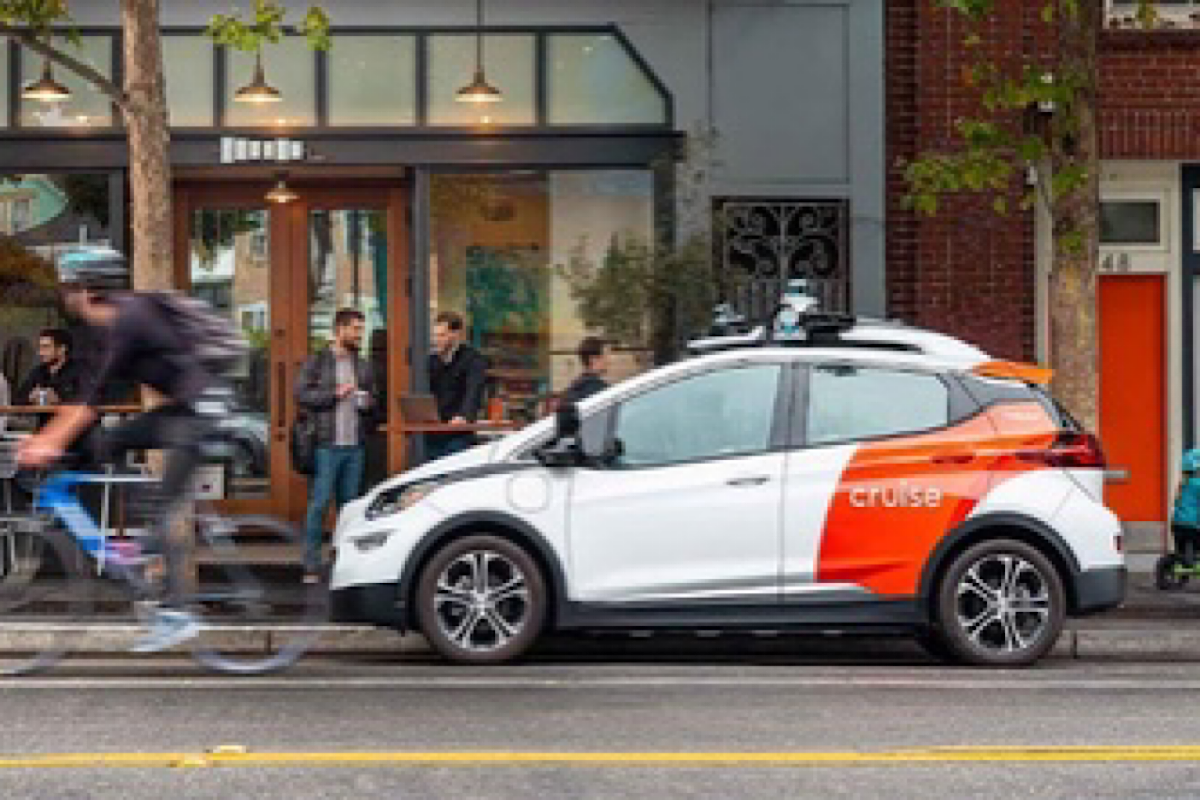 EV firm Cruise agrees to reduce robotaxi fleet after crash in US