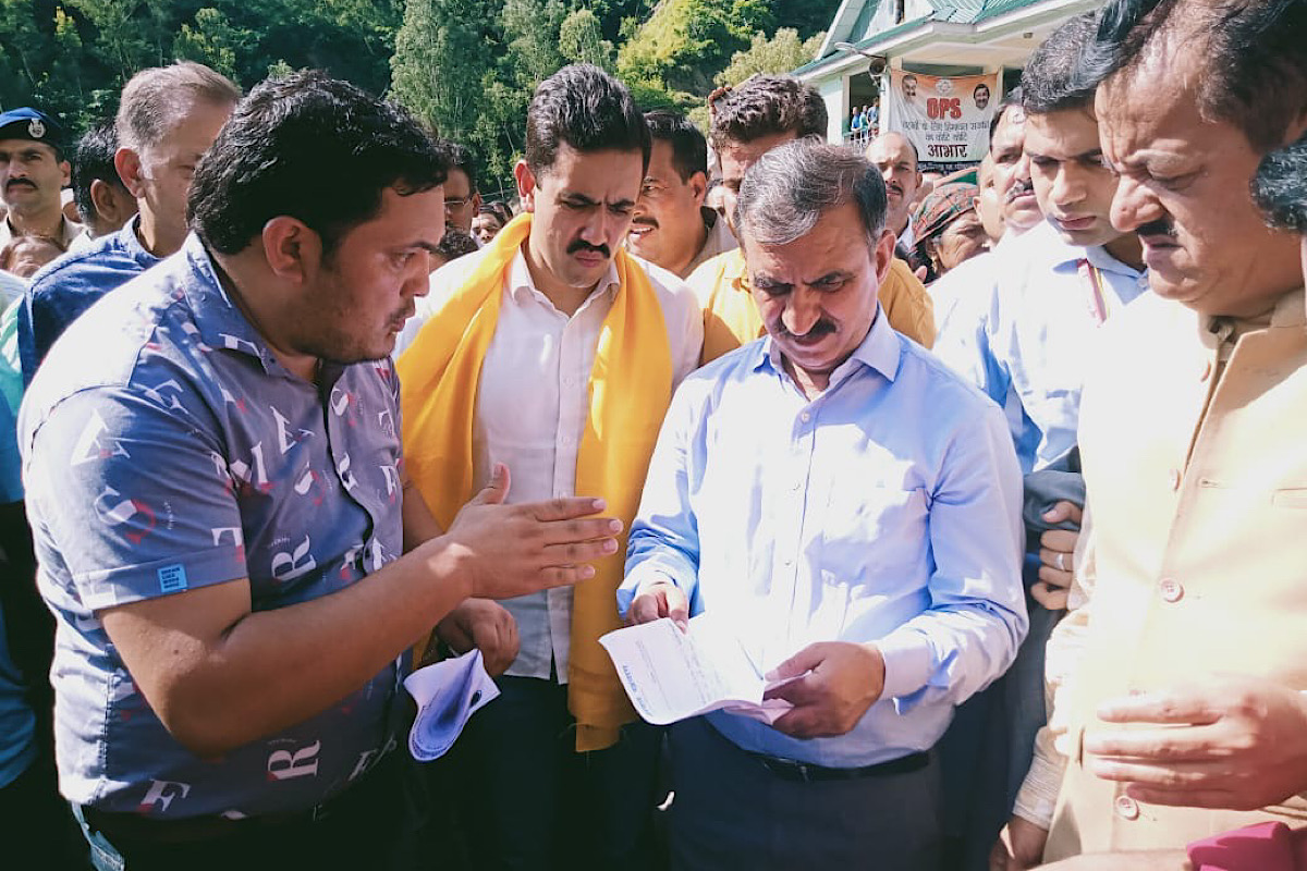 Himachal: CM visits Anni to review relief and rehabilitation operations