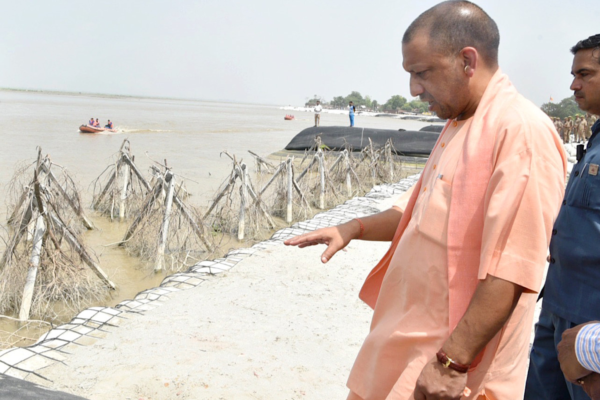 UP: CM visits flood affected districts