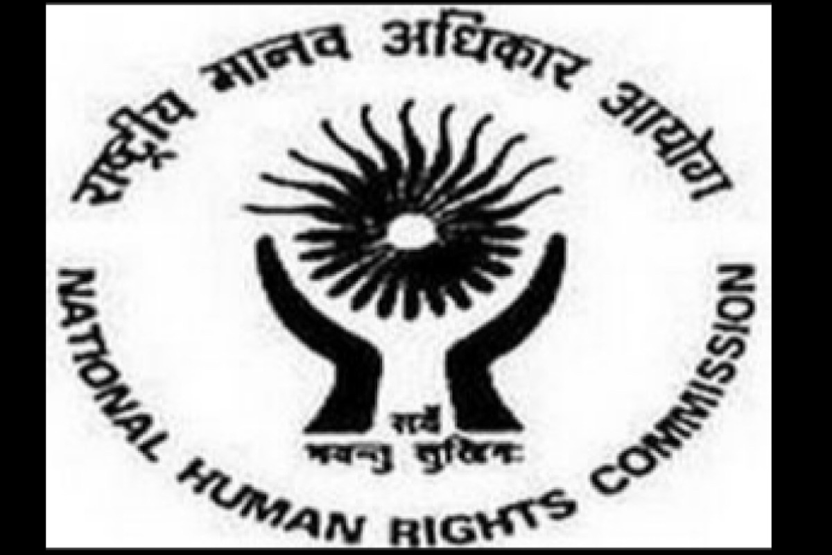 NHRC issues notice to Delhi Govt, police