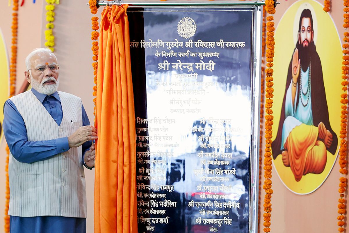 PM lays foundation stone for Sant Ravidas Memorial at Sagar