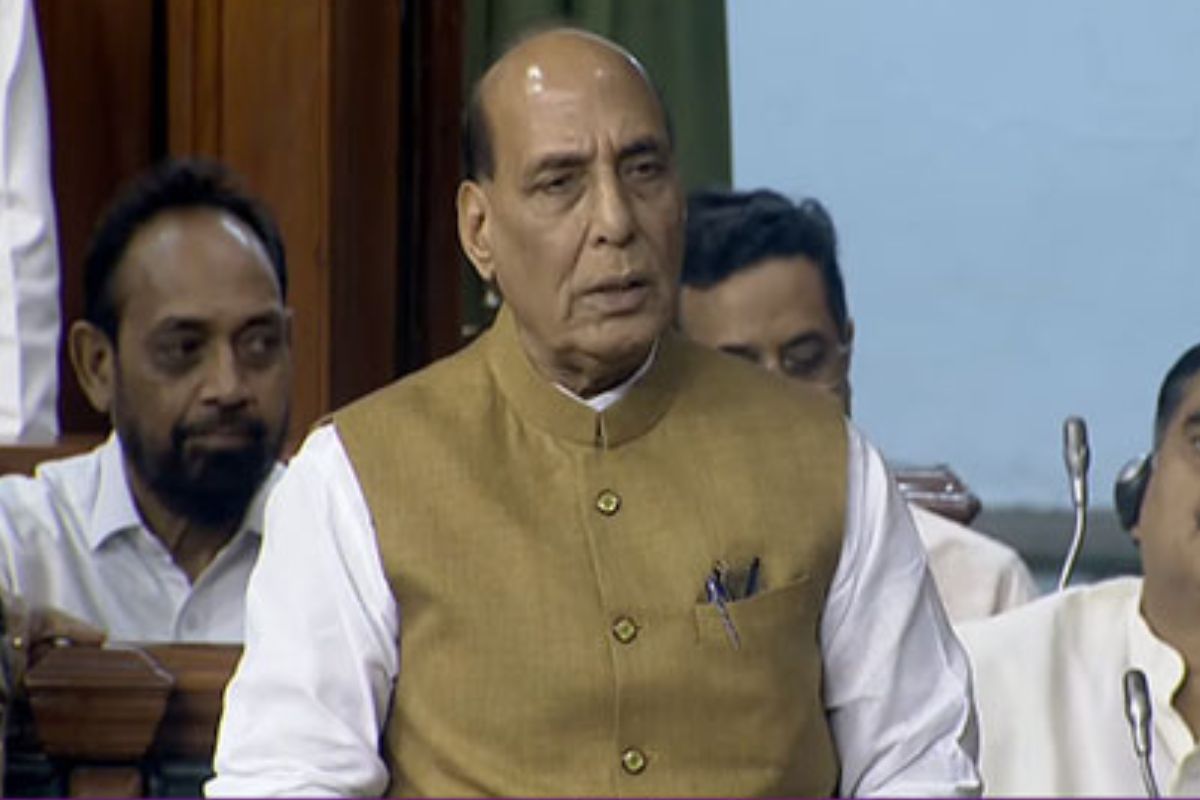 Rajnath Singh exhorts corporate sector to contribute generously for well-being of ex-servicemen