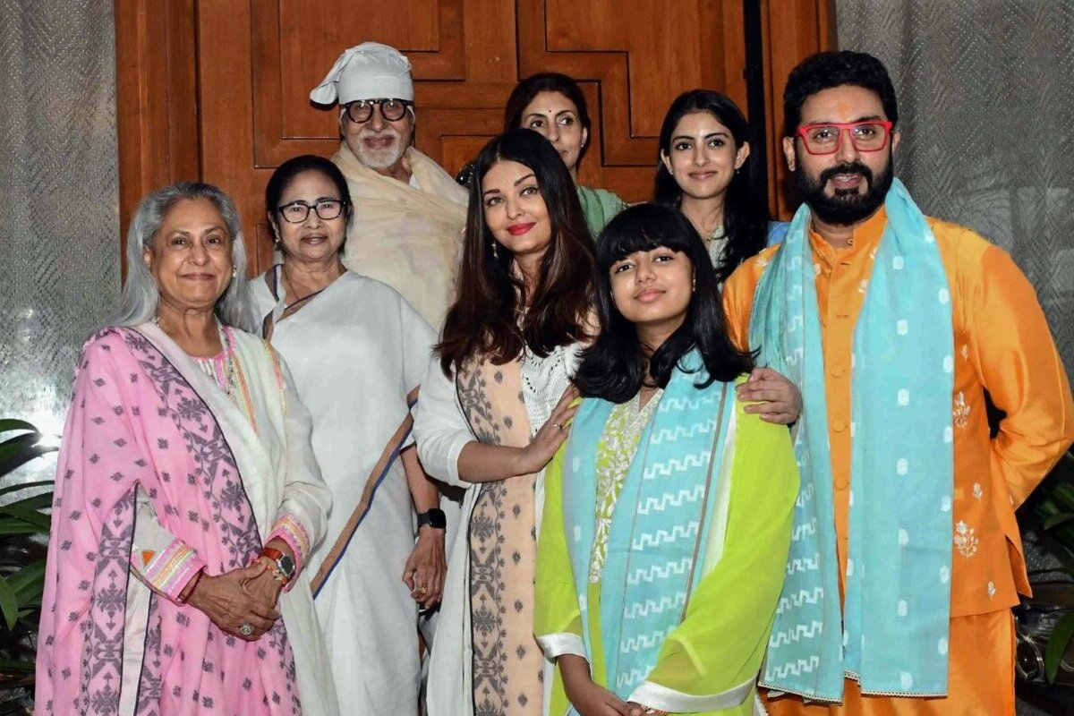 In Mumbai for INDIA meeting, Mamata Banerjee meets Amitabh Bachchan