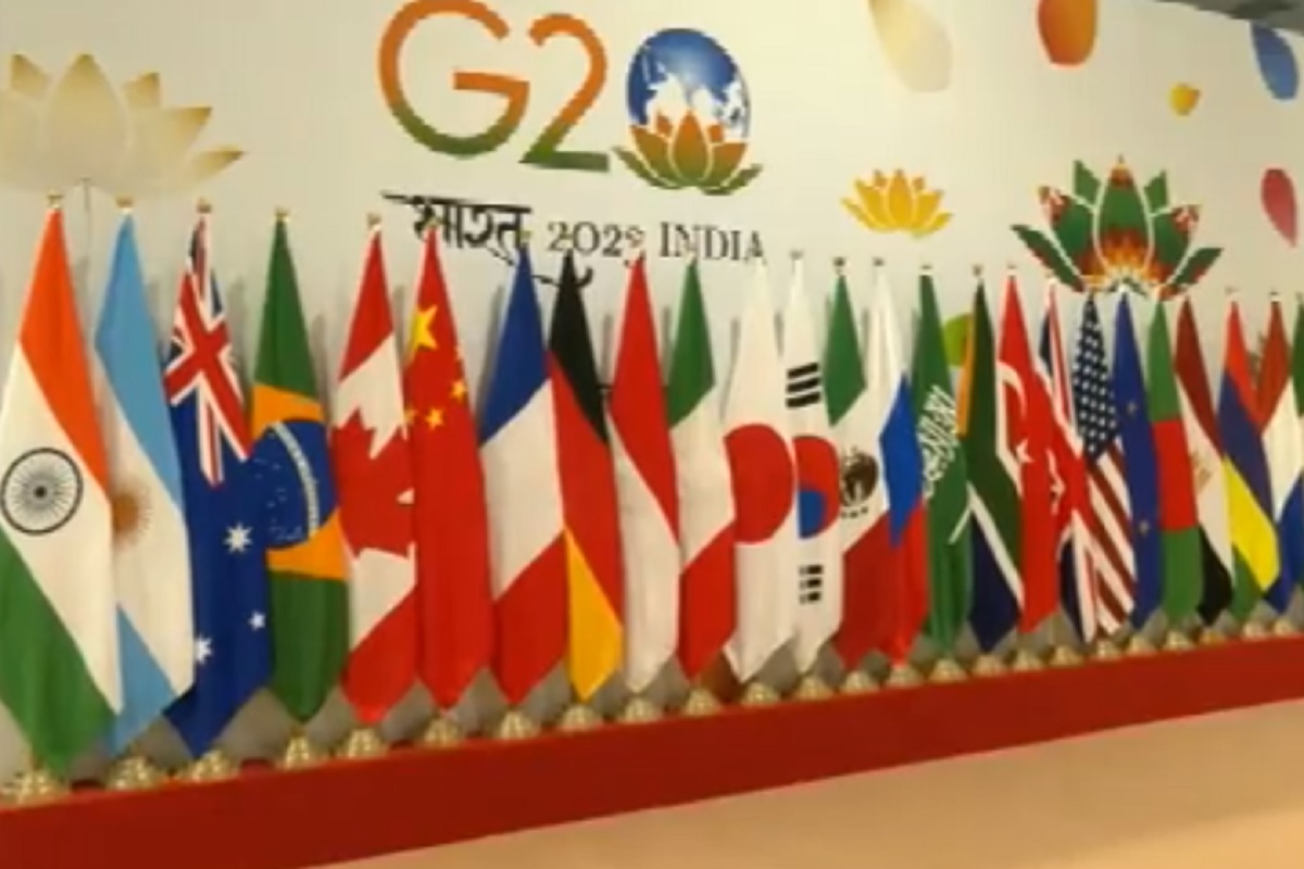 G20 special dinner by President Droupadi Murmu, invitees include ex-PM Manmohan Singh and Deve Gowda