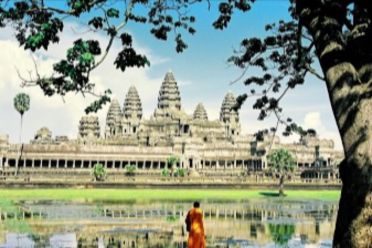Cambodia’s Angkor sees nearly 500,000 int’l tourists in 8 months