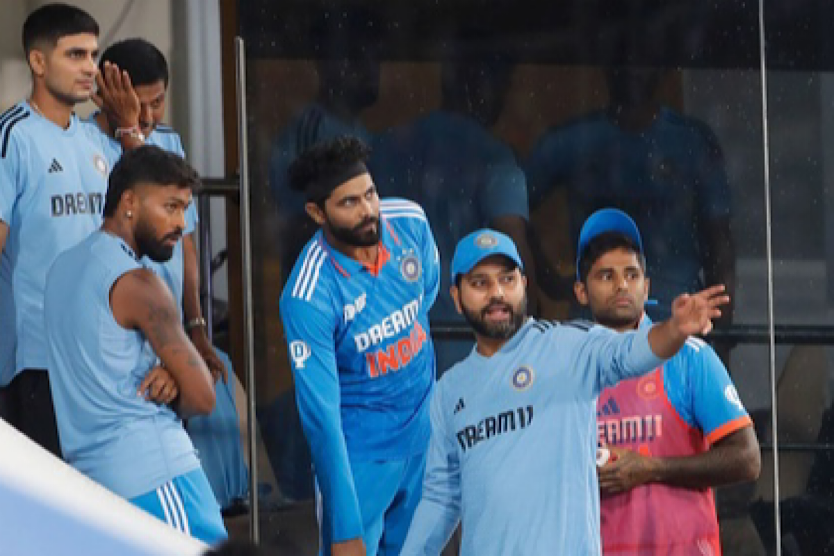 Asia Cup: Team India to resume two down as rain plays havoc in Pakistan match