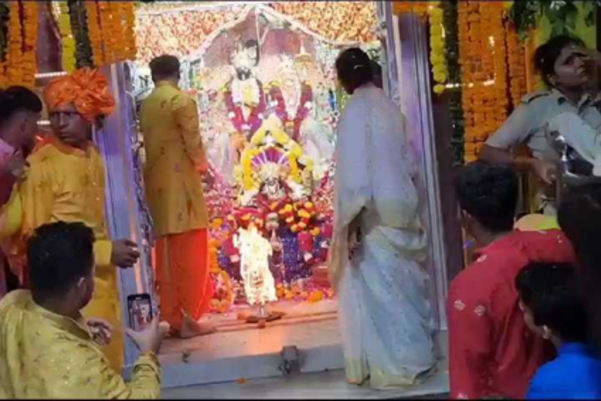 Panna ‘Maharani’ dragged out from temple, booked for hurting religious sentiments
