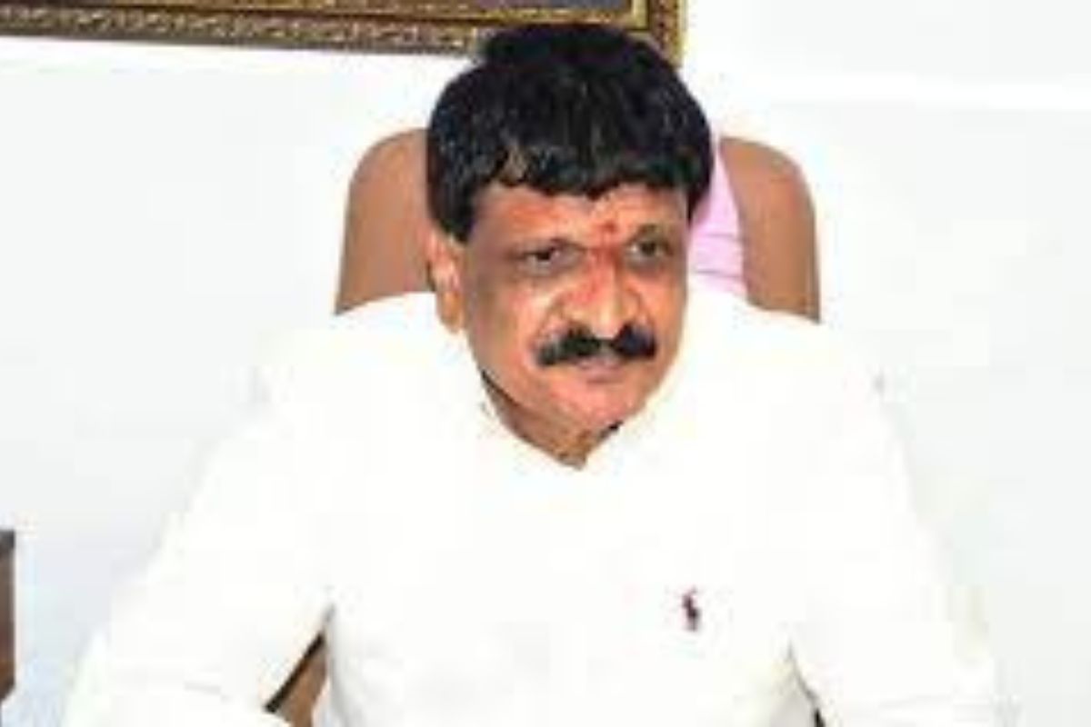 BRS MLA quits to join Congress
