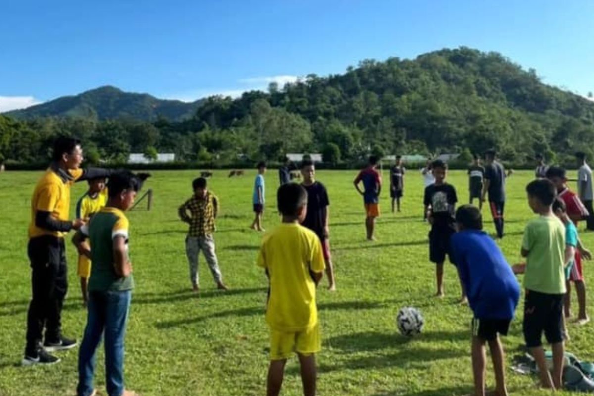 Spreading positivity: Trans football team provides healing touch to traumatized Manipur kids