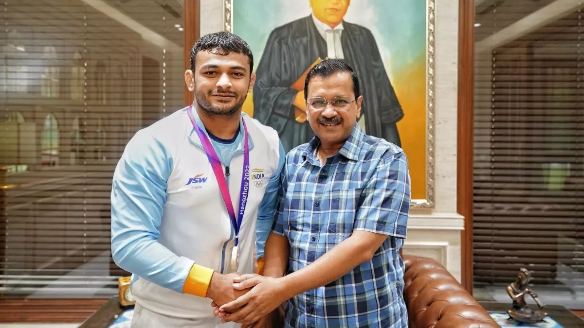 Kejriwal assures necessary steps to promote sports in Delhi