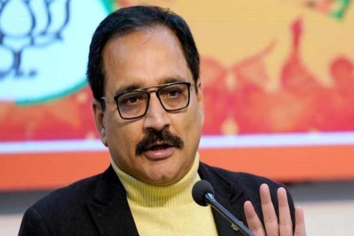 Stop playing ‘victim card’: Delhi BJP to AAP on liquor scam case