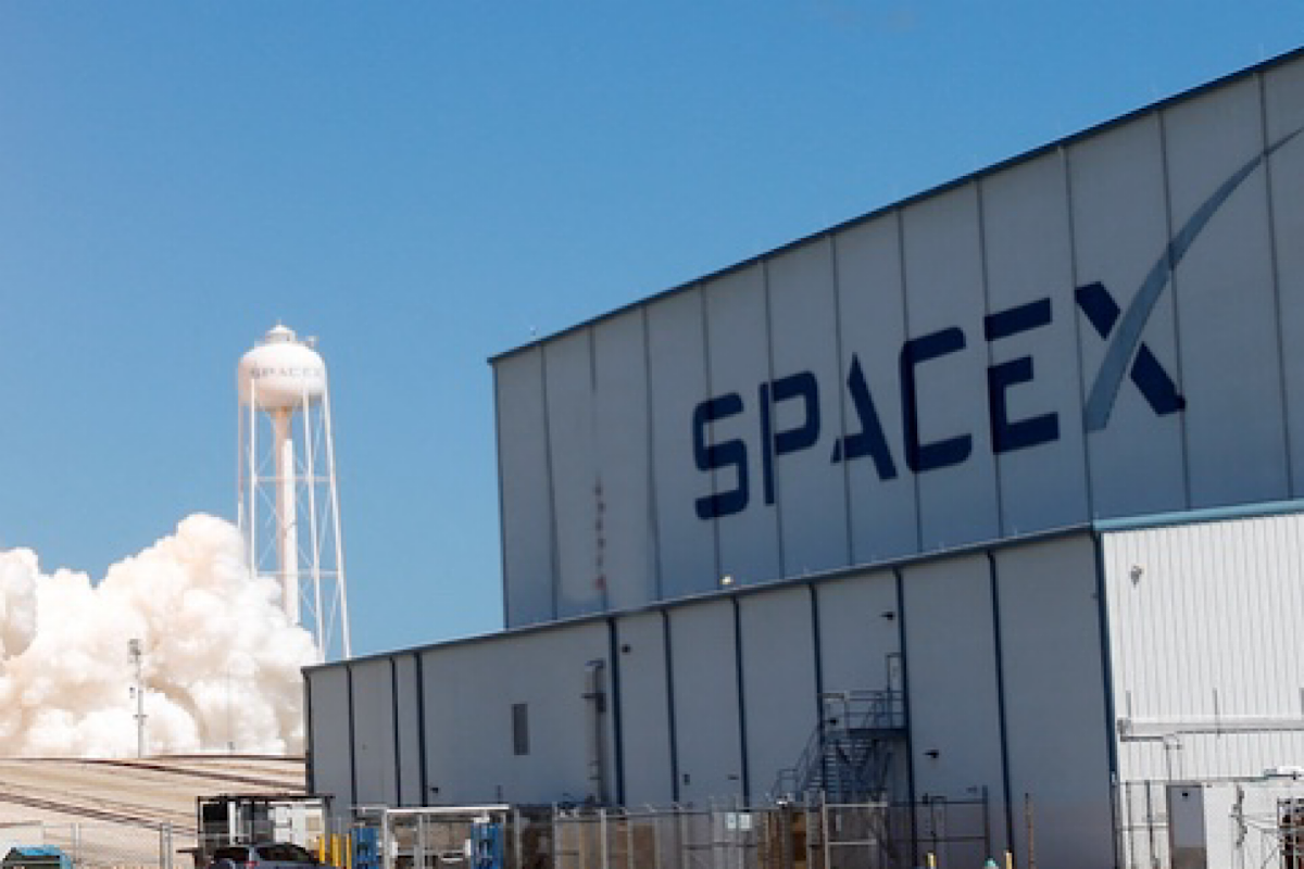Female engineer sues Musk’s SpaceX for pay discrimination
