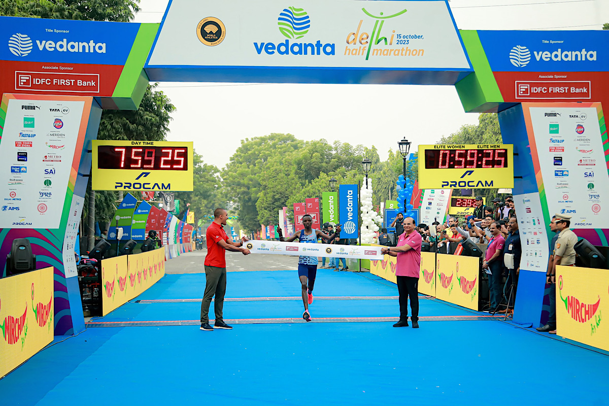 Vedanta Delhi Half Marathon: Kenya’s Daniel Ebenyo, Olympic champion Almaz Ayana claim titles