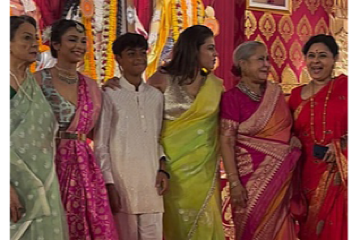 Kajol celebrates Durga Puja with family, Jaya Bachchan