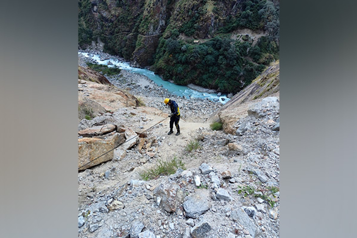 Uttarakhand: 6 pilgrims returning from Adi Kailash killed after car falls into Pithoragarh gorge, bodies retrieved