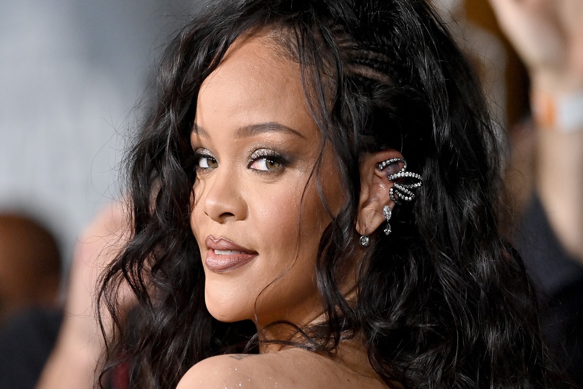 Rihanna Plans Dual Albums and World Tour for Comeback