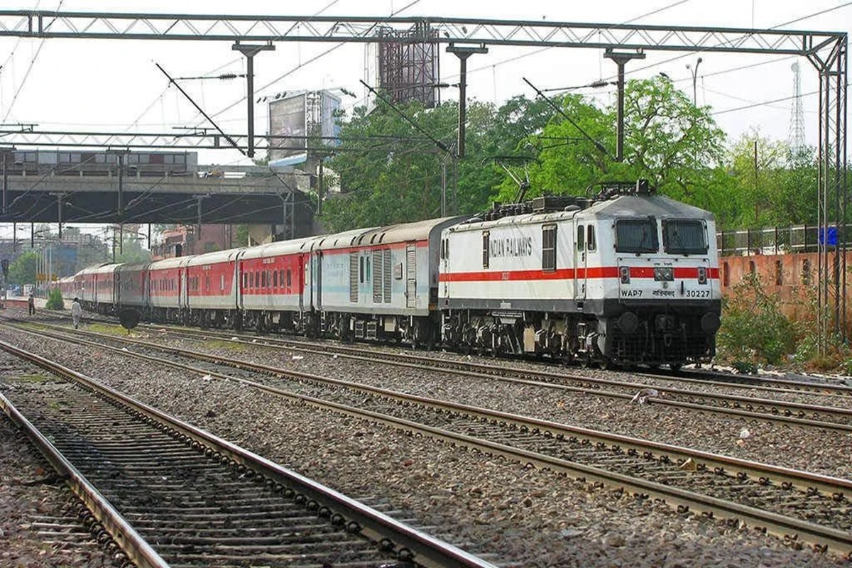 Firearm Discharged in Sealdah-Rajdhani Express, No Injuries Reported