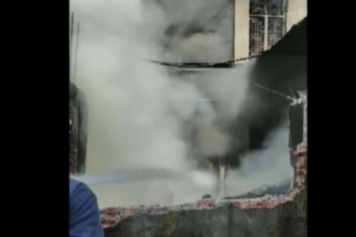 Fire breaks out at plastic unit in Delhi, no casualties