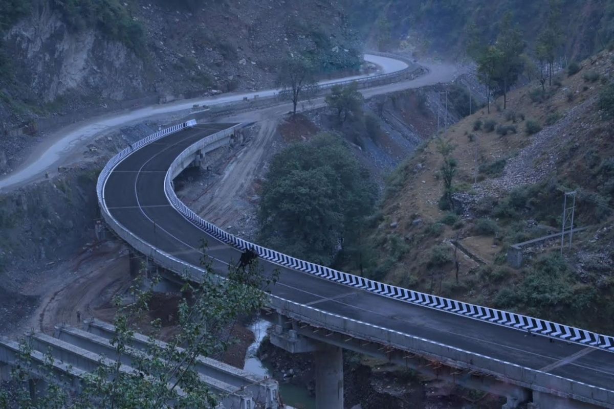 224-meter viaduct on Jammu-Srinagar highway ready: Gadkari