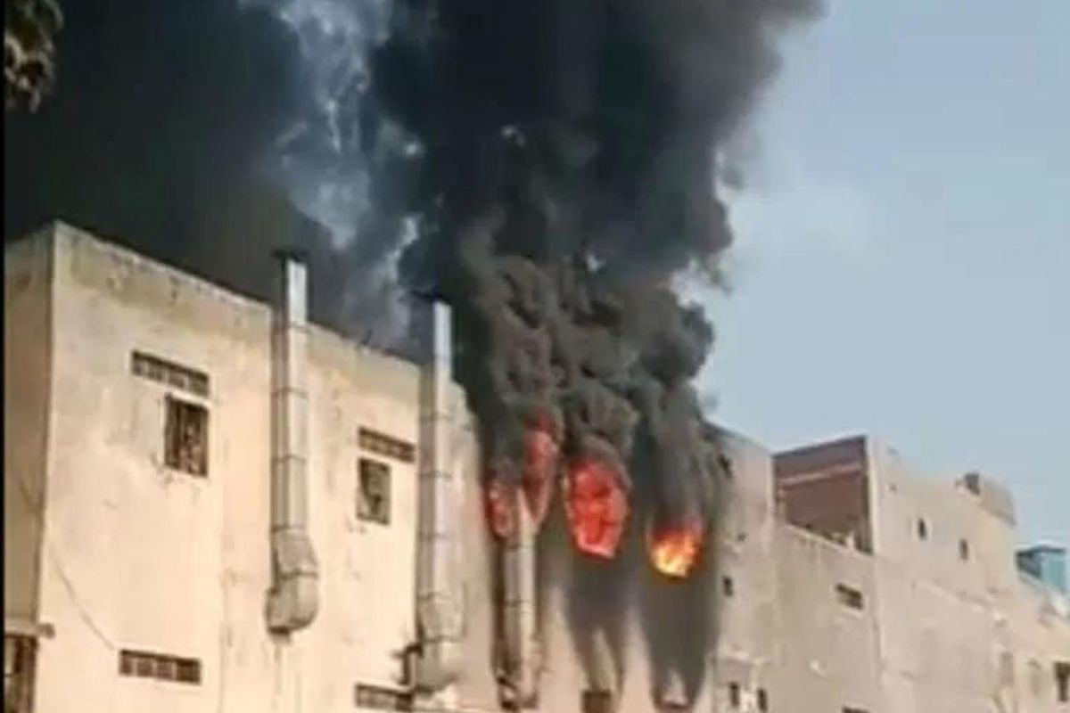 Fire at plastic granule factory in Bawana; no one hurt