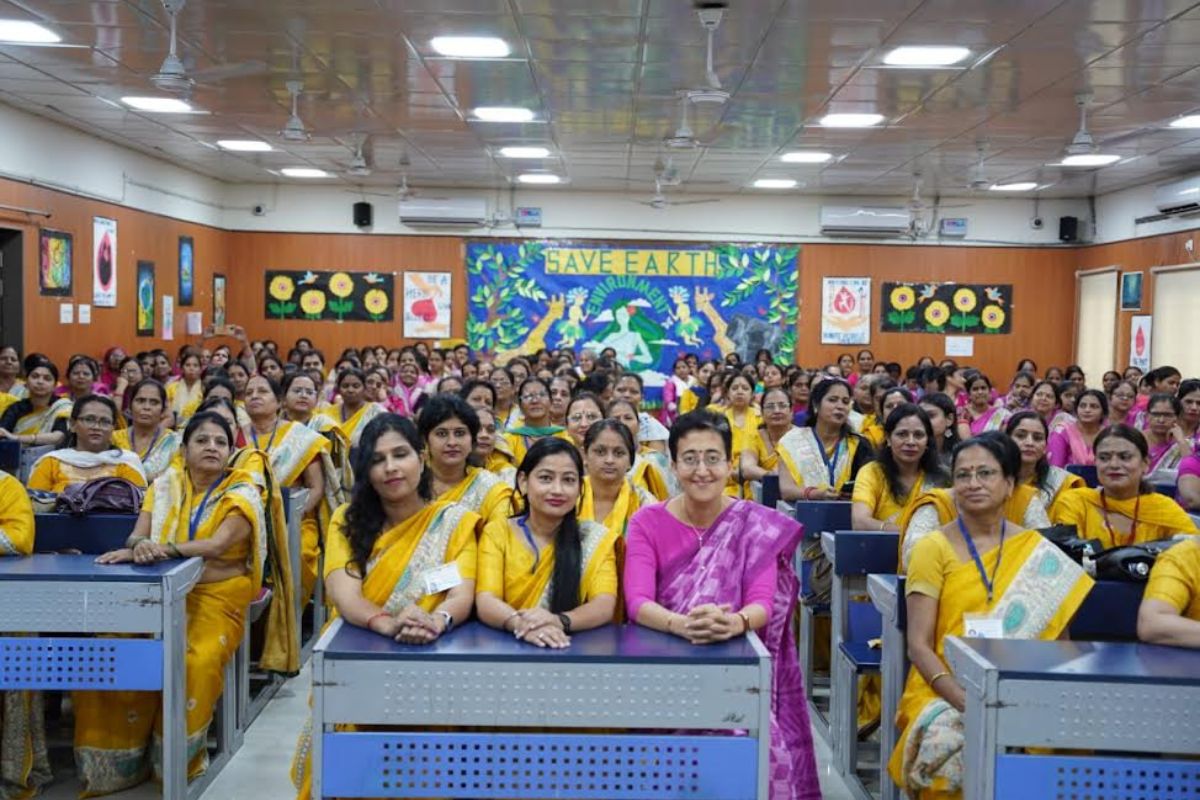 Delhi: Atishi interacts with Anganwadi workers of Patparganj project