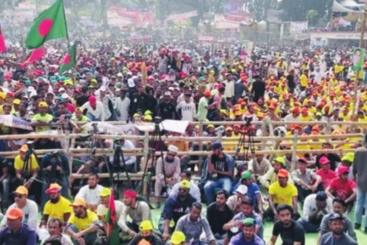 Dhaka braces for political showdown