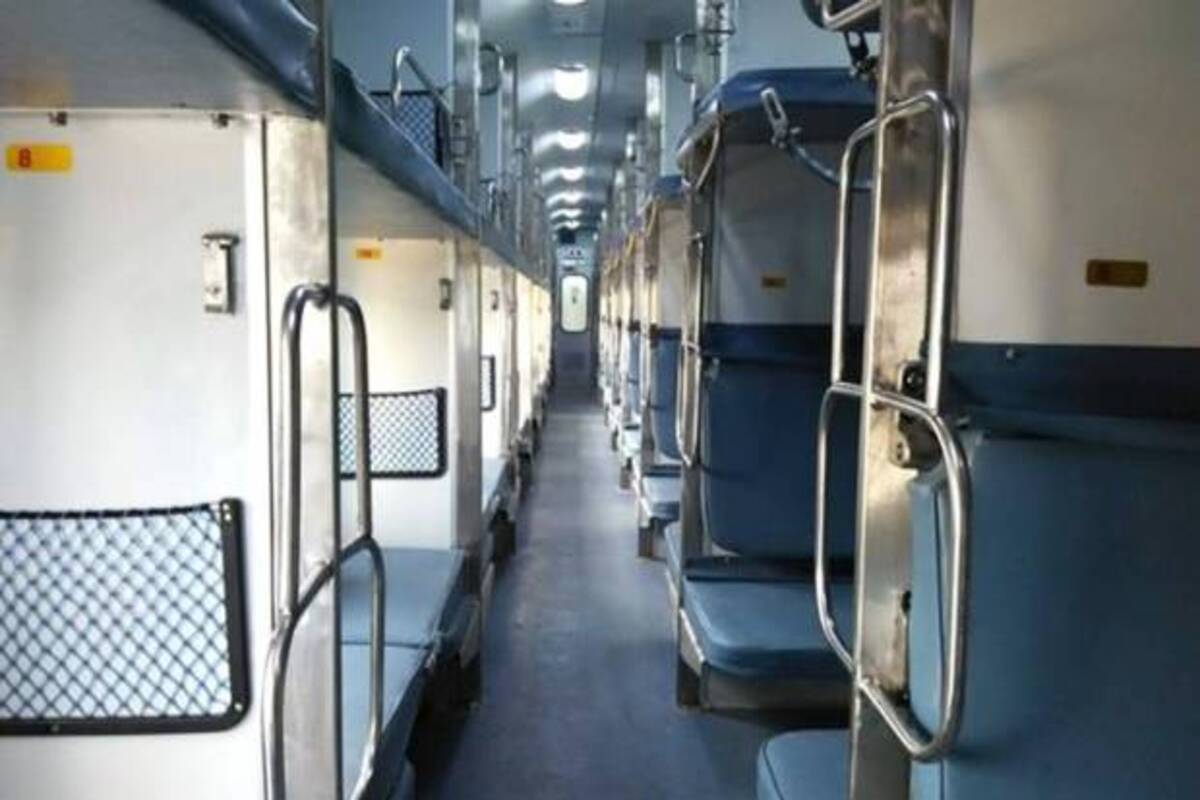 80th train under Delhi govt’s Tirth Yatra scheme leaves for Dwarkadhish