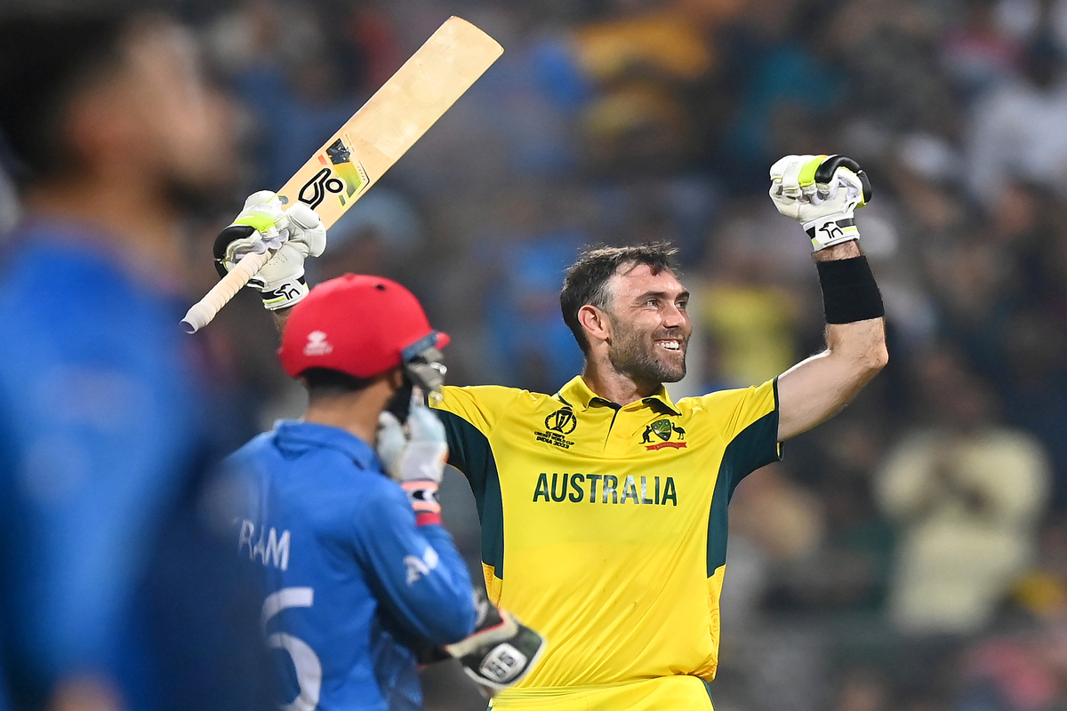 Maxwell hits double ton to take Australia to World Cup semifinals, tackles cramps to defeat Afghanistan
