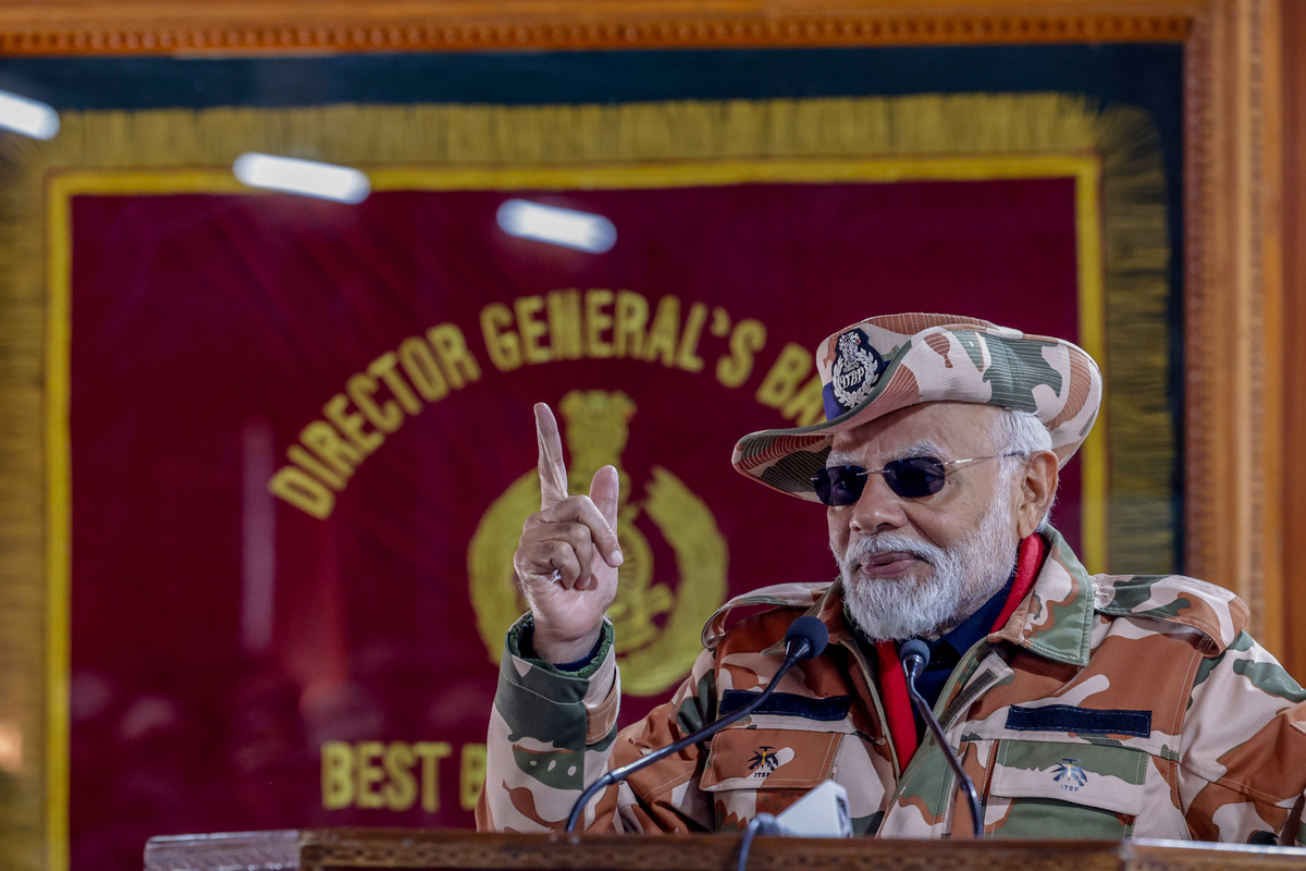 India safe so long as brave soldiers are standing on borders: Modi