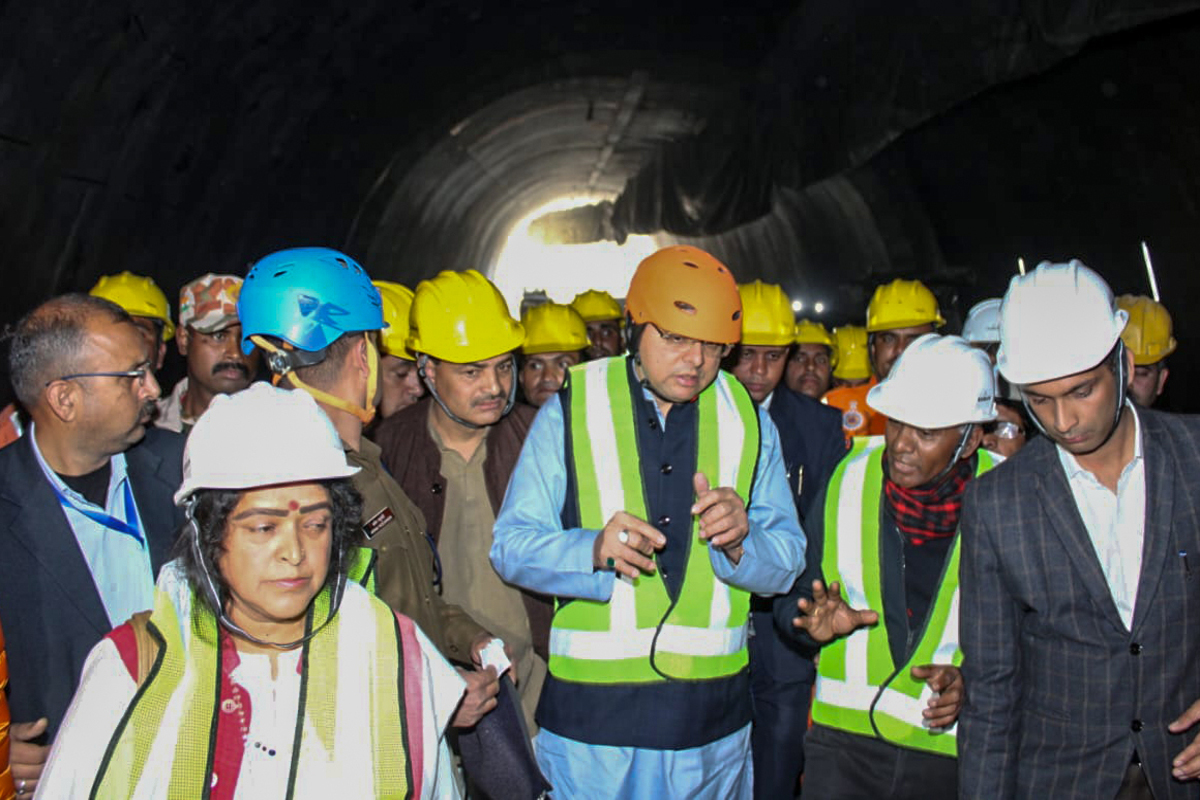 Breakthrough in providing food to workers trapped in Yamunotri tunnel