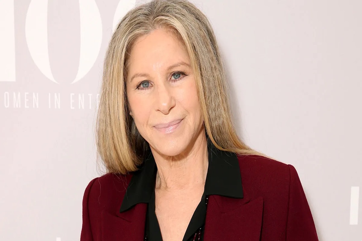 Barbra Streisand Intends to Leave US if Trump Wins Again