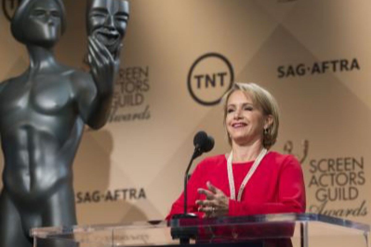 SAG-AFTRA strikes end after 118 days, studios reach agreement with actors