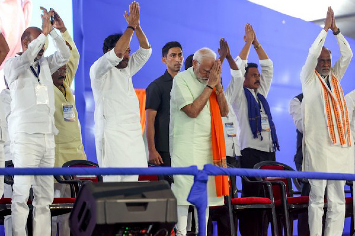 “Thank you Hyderabad”: PM Modi’s rally captures emotional moments, attacks Opposition