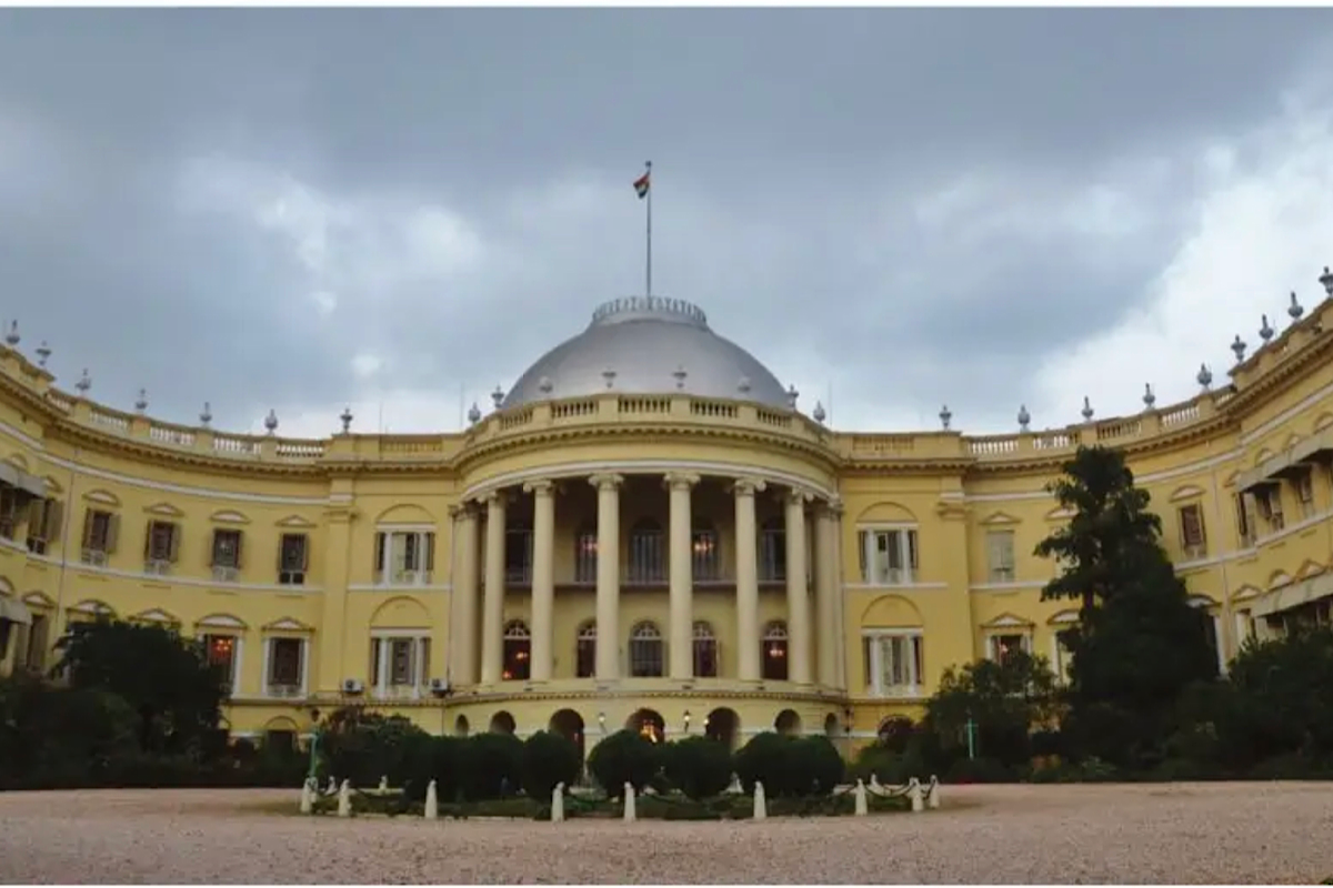 Raj Bhawan rumblings
