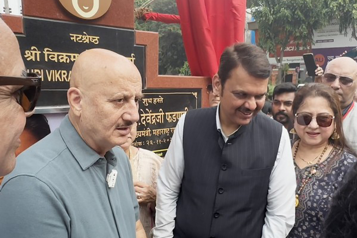 Maharashtra Dy CM Devendra Fadanvis inaugurates Natshrestha Vikram Gokhale Marg on death anniversary of late actor