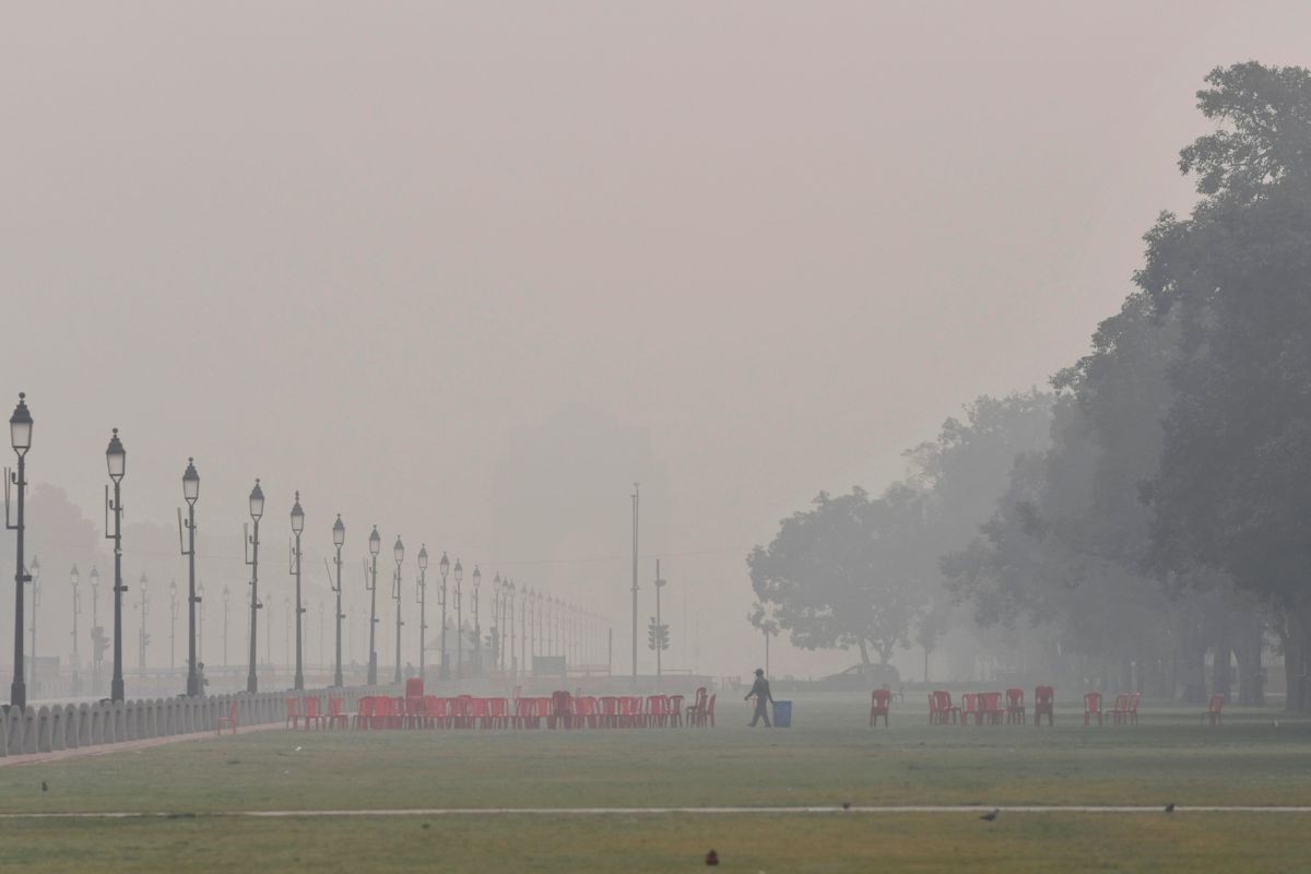 Cong appeals to Modi, Kejriwal to call emergency meet over air pollution in Delhi
