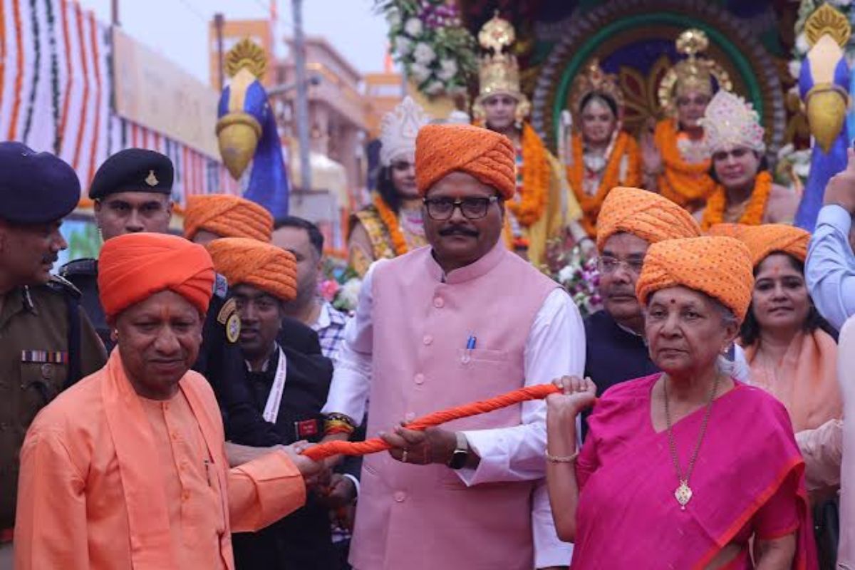 Lord Ram returns to Ayodhya on ‘Pushpak Viman’
