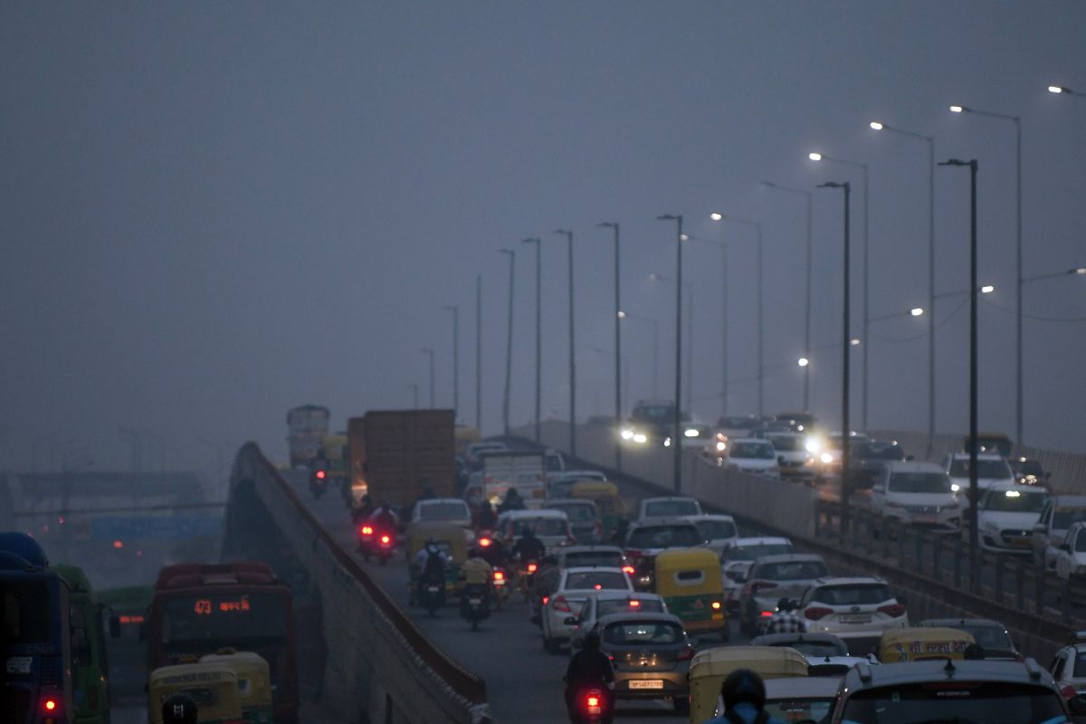 Back to square one: Delhi’s AQI ‘very poor’, firecrackers play spoilsport