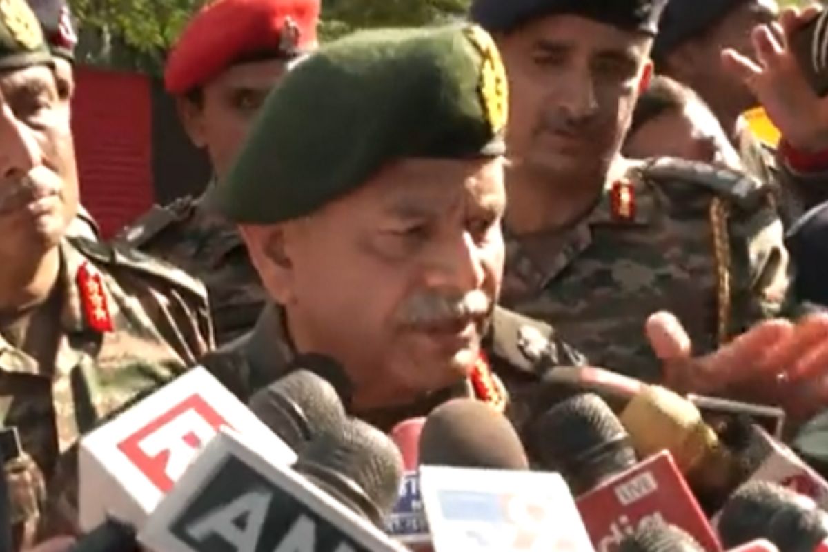 Pakistan pushing in its retired Army soldiers in Rajouri, Poonch: Army commander