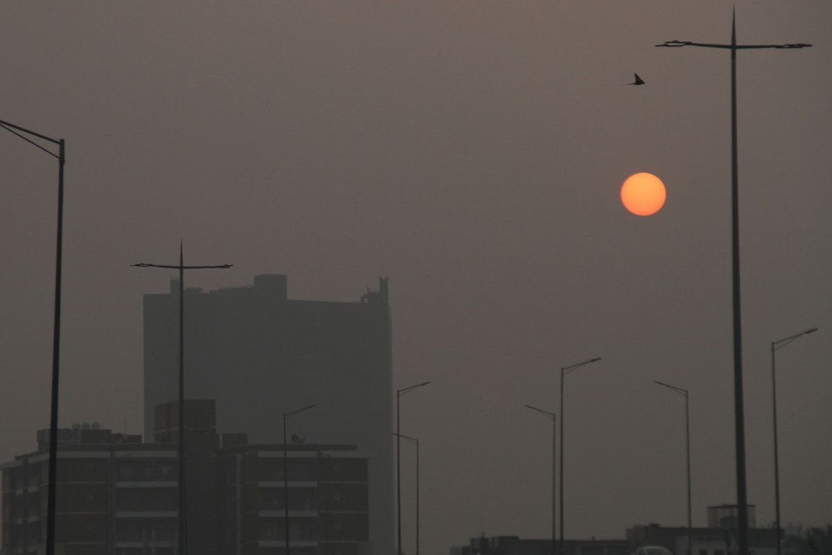 Delhi air emergency: City chokes on smog as AQI remains in ‘severe’ zone