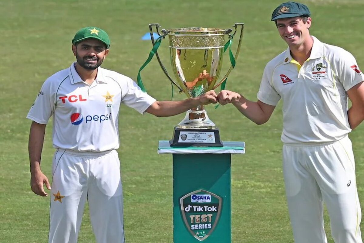 Australia battle off-field noise as Pakistan look to spoil Warner’s farewell series