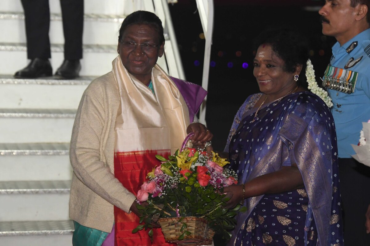 President arrives in Hyderabad on her annual Southern sojourn