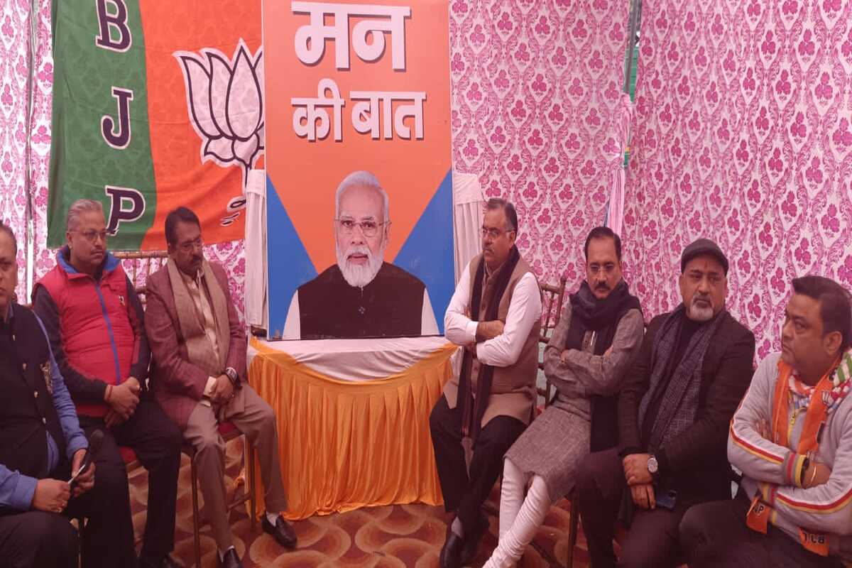 Delhi BJP leaders, workers listen to PM’s Maan Ki Baat
