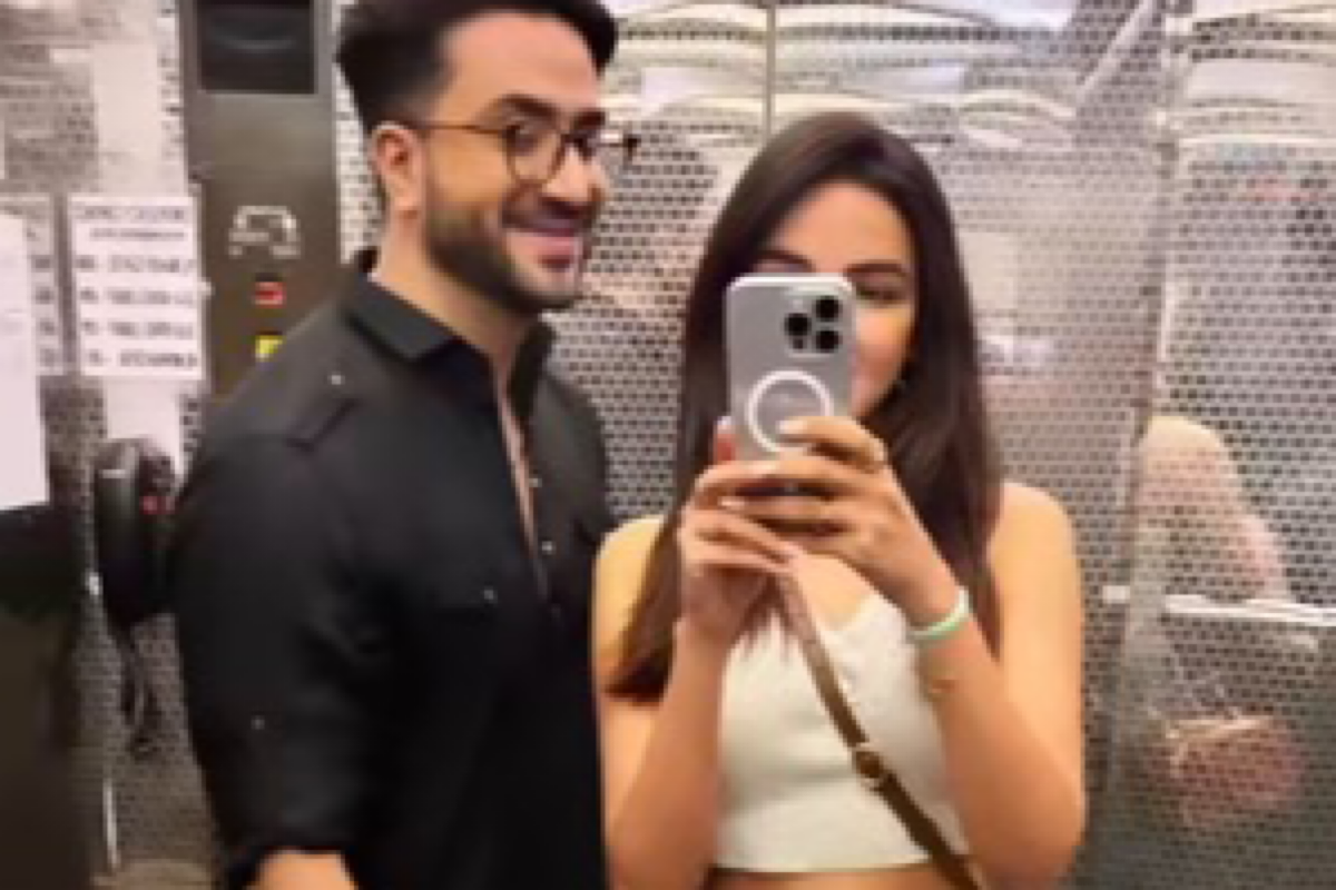 Jasmine Bhasin gives a sneak peek into her ‘dinner date’ with Aly Goni