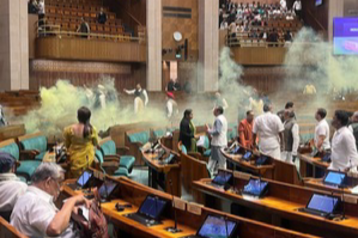 Men with smoke canisters enter Parliament in major security breach; LS Speaker says probe on