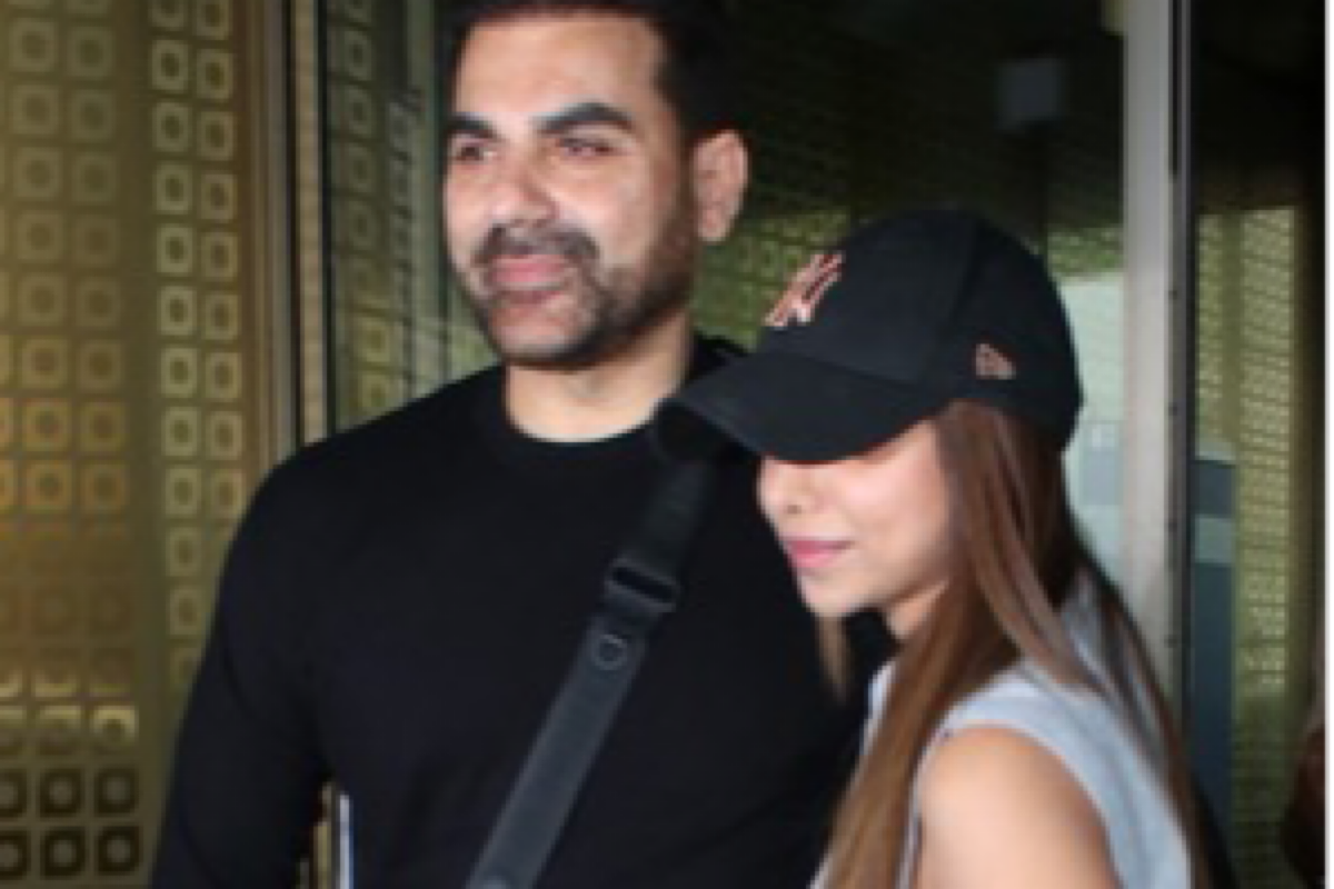 Arbaaz Khan jets off with wife Sshura Khan for New Year vacation