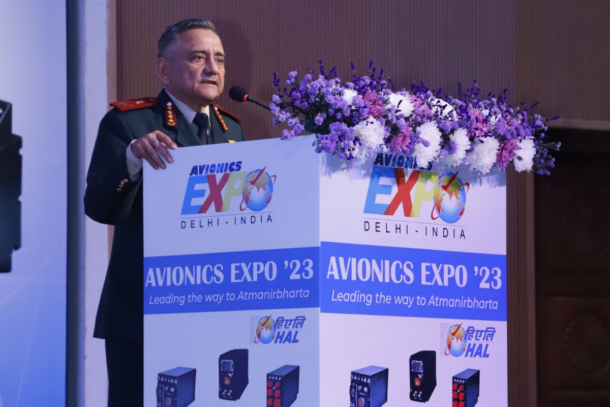 Chief of Defence Staff asks defence industries to enhance technological capabilities