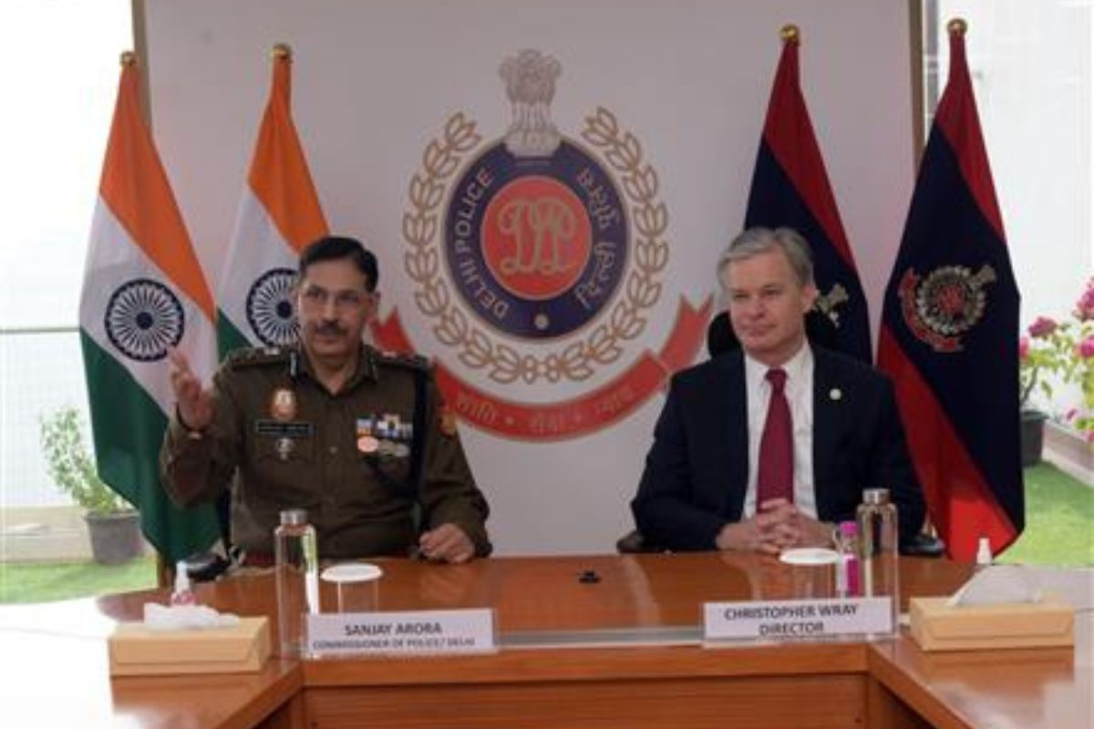 FBI director meets Delhi Police chief