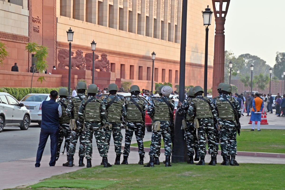 8 security personnel suspended over Parliament security breach incident: Sources
